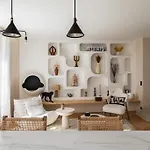 Amazing Flat In An Amazing Montmartre Street